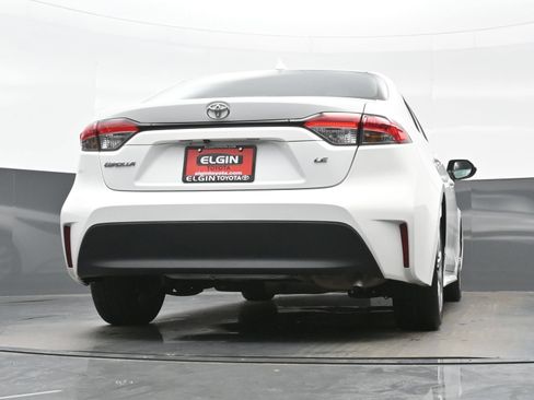 Used 2023 Toyota Corolla LE FWD image 29