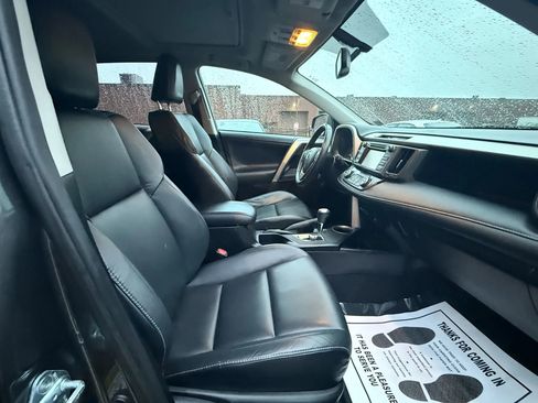 Used 2015 Toyota RAV4 Limited image 10