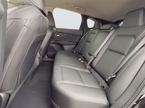 Used 2025 Nissan Murano SV image 17