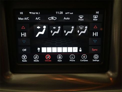 Used 2019 Dodge Challenger SXT w/ Blacktop Package image 4