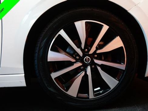 Certified 2023 Nissan Sentra SV w/ SV Premium Package FWD image 87