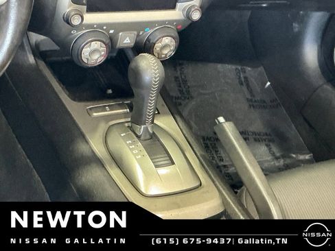 Used 2015 Chevrolet Camaro LT RWD image 17