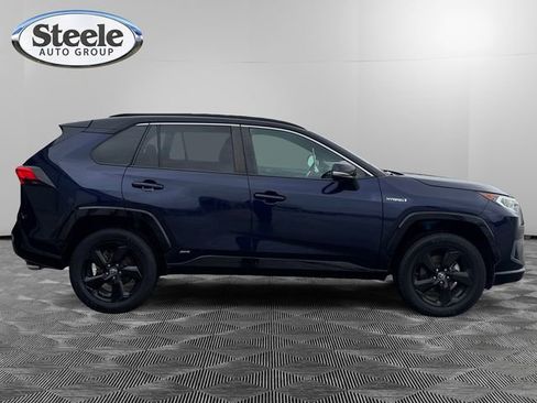 Used 2020 Toyota RAV4 XSE image 6
