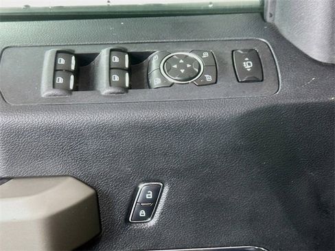 Used 2018 Ford F250 Lariat w/ Chrome Package image 18