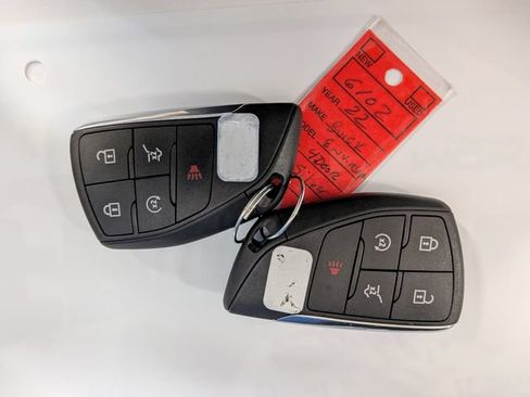 Used 2023 Buick Envision Essence w/ Sport Touring Package FWD image 37