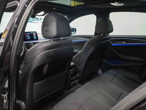 Used 2023 BMW 540i 540i w/ M Sport Package image 19