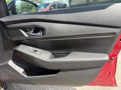 Used 2023 Honda Accord Sport image 18
