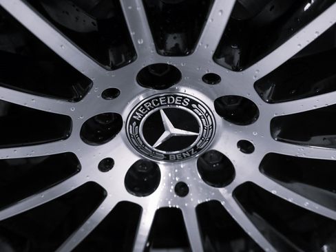 Certified 2022 Mercedes-Benz GLC 300 4MATIC image 8