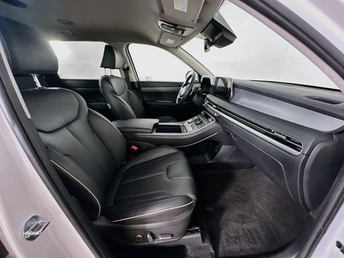Used 2025 Hyundai Palisade SEL FWD image 34