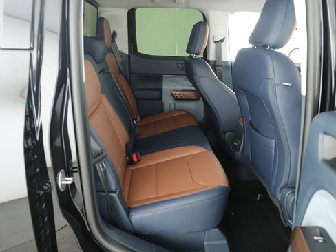 Certified 2024 Ford Maverick Lariat image 11