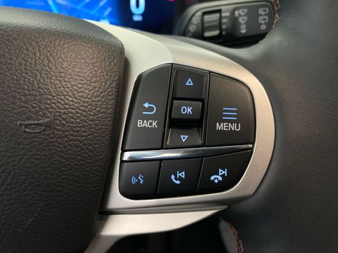 New 2026 Ford Explorer Active w/ Active Comfort Package image 21