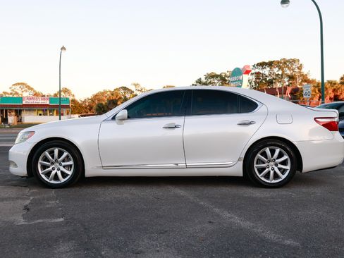 Used 2007 Lexus LS 460 image 3