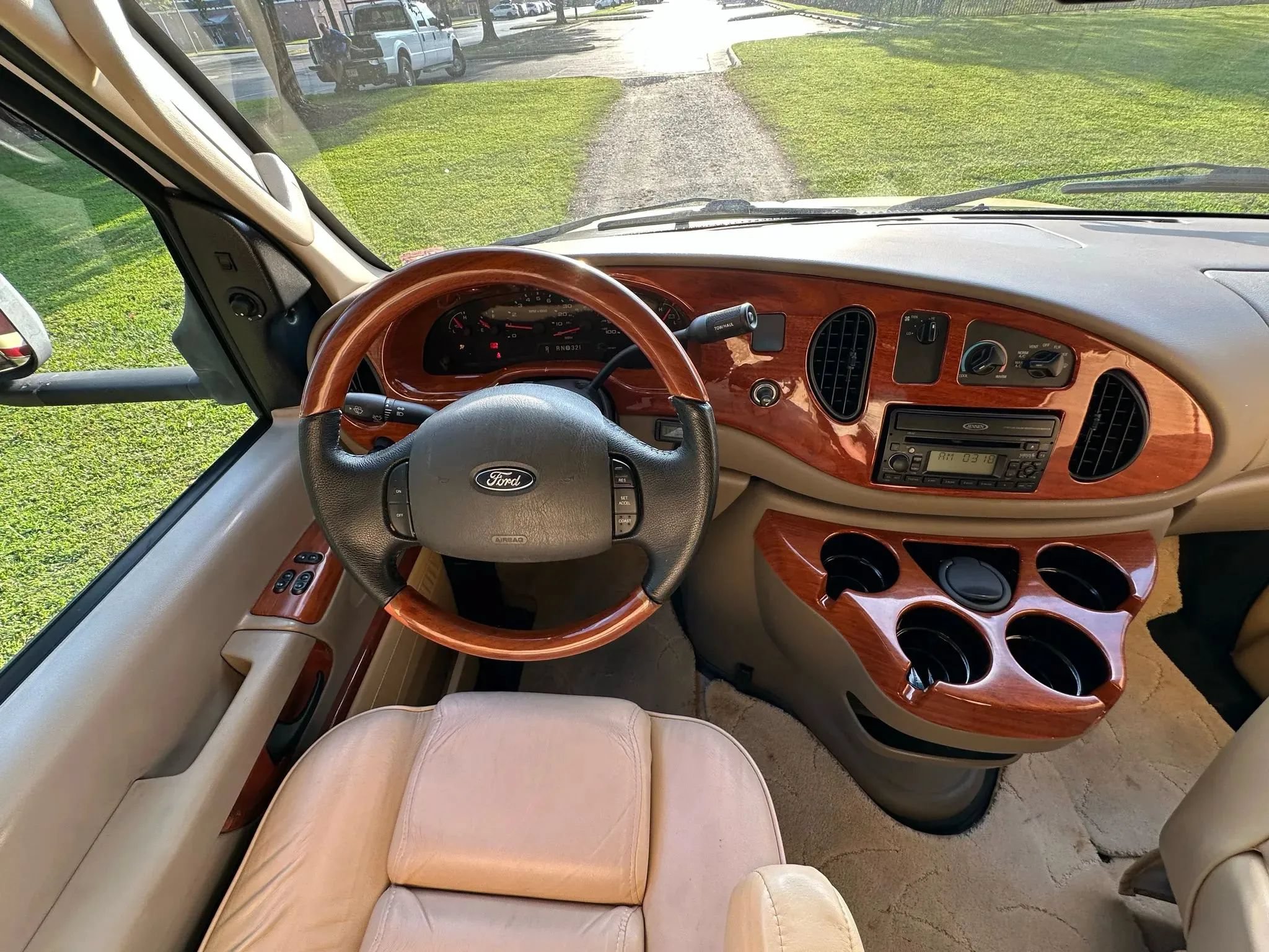 Used 2006 Ford E-450 and Econoline 450 RWD image 35