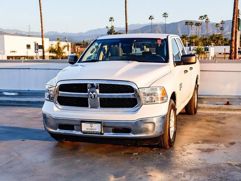 Used 2024 RAM 1500 Classic SLT image 3