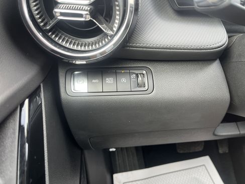 Used 2025 Chevrolet Equinox LT image 19