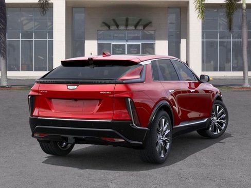 New 2025 Cadillac Lyriq Luxury image 4