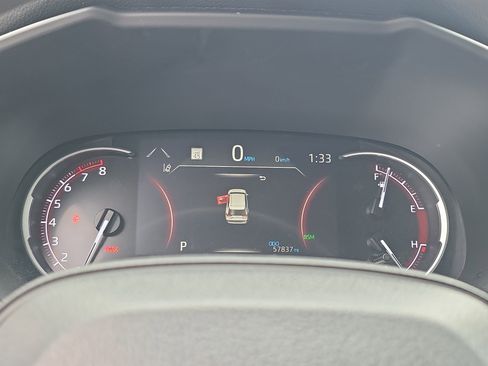 Used 2024 Toyota RAV4 XLE image 29