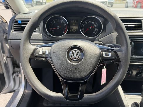 Used 2016 Volkswagen Jetta S FWD image 24