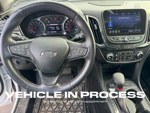 Used 2022 Chevrolet Equinox RS w/ RS Leather Package image 14