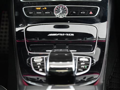 Used 2019 Mercedes-Benz E 63 AMG S image 34