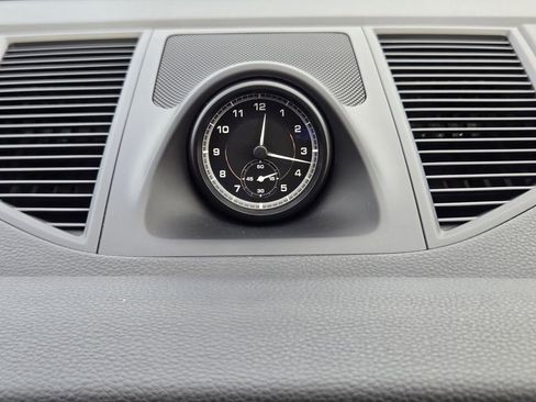 Used 2023 Porsche Macan image 22