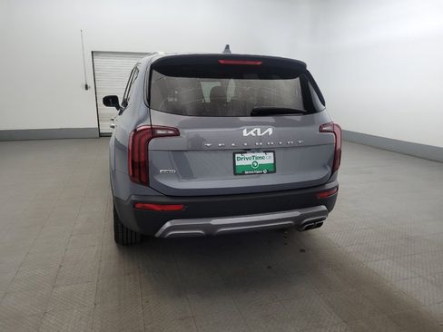 Used 2022 Kia Telluride S image 6