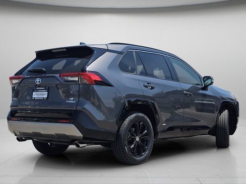 Used 2023 Toyota RAV4 SE w/ Convenience Package AWD/4WD image 22