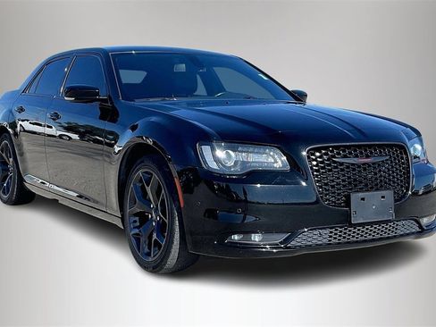 Used 2021 Chrysler 300 S image 1
