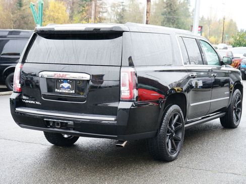 Used 2016 GMC Yukon XL Denali w/ Open Road Package image 5