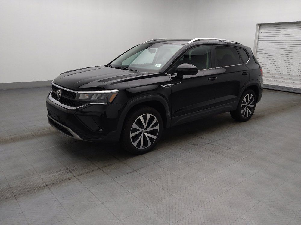 Used 2022 Volkswagen Taos SE AWD/4WD image 2