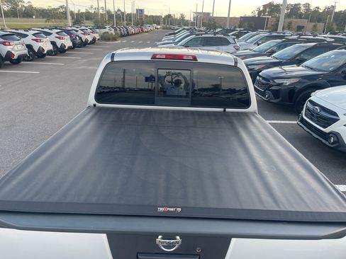 Used 2019 Nissan Frontier SV image 31