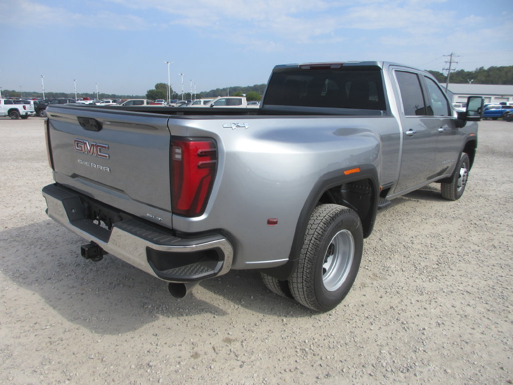 New 2026 GMC Sierra 3500 SLT w/ SLT Convenience Package AWD/4WD image 5