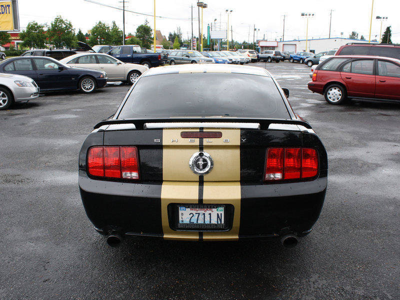 Used 2006 Ford Mustang GT RWD image 6
