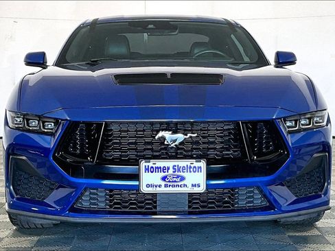 Used 2024 Ford Mustang GT Premium image 3