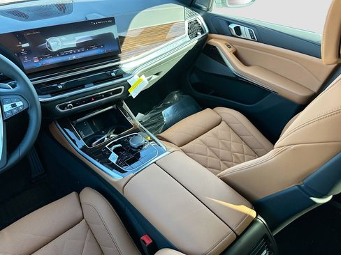 New 2026 BMW X5 sDrive40i w/ Premium Package image 18