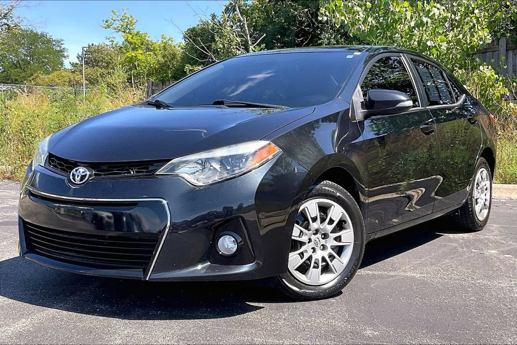 Used 2016 Toyota Corolla S FWD image 2