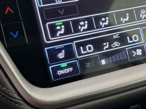 Certified 2024 Subaru Outback Onyx Edition AWD/4WD image 27