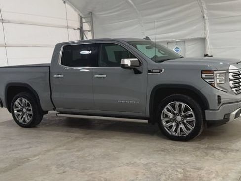 Used 2024 GMC Sierra 1500 Denali w/ Denali Reserve Package AWD/4WD image 6