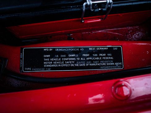 Used 1987 Porsche 944 Coupe image 32