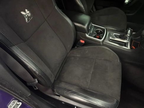 Used 2018 Dodge Charger R/T Scat Pack w/ Dynamics Package RWD image 14