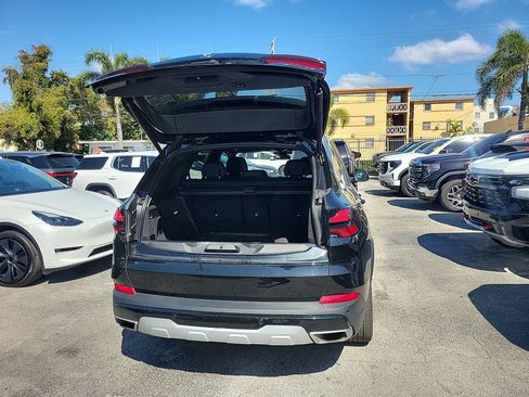 Used 2024 BMW X5 sDrive40i w/ Premium Package image 14