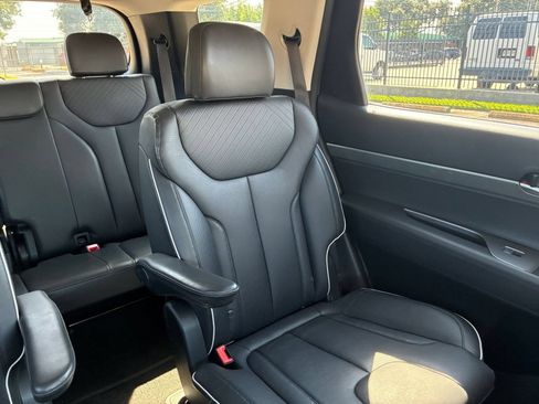 Used 2025 Hyundai Palisade SEL AWD/4WD image 36