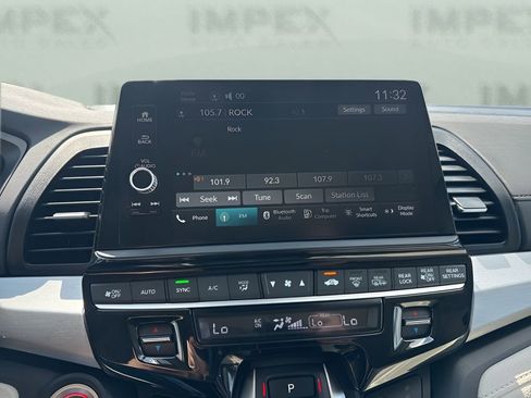 Used 2025 Honda Odyssey EX-L image 18