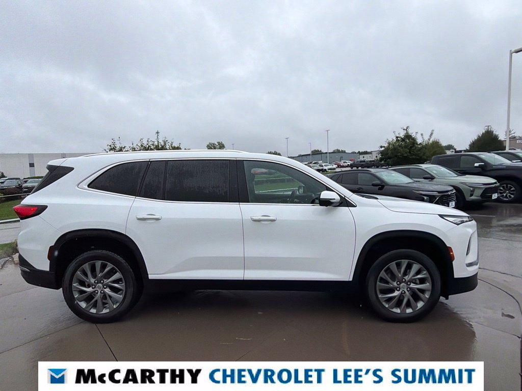 Used 2026 Buick Enclave Preferred FWD image 22