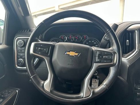 Used 2021 Chevrolet Silverado 1500 LT w/ Fleet Comfort Package AWD/4WD image 18