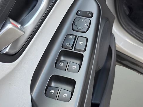 Used 2023 Hyundai Kona SEL w/ Convenience Package image 18