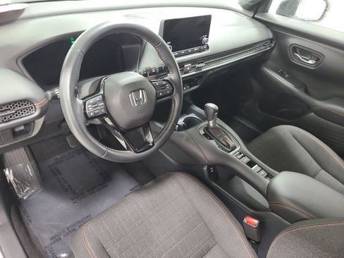 Used 2025 Honda HR-V Sport image 20