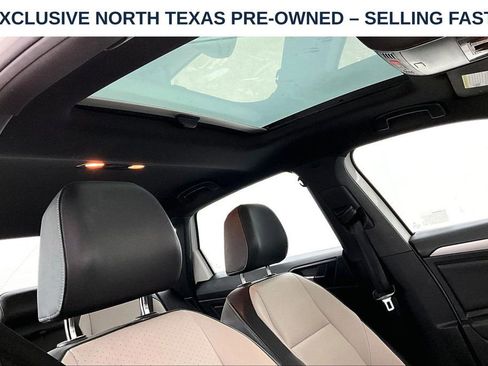 Used 2021 Volkswagen Jetta R-Line FWD image 16