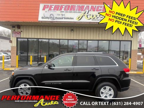 Used 2017 Jeep Grand Cherokee Laredo w/ Quick Order Package 23E image 3