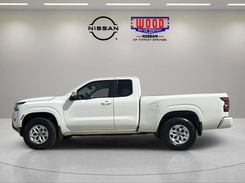 Certified 2024 Nissan Frontier SV w/ Technology Package image 5